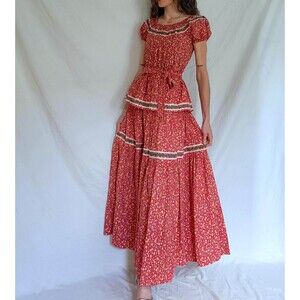 1940s Vintage Tiered Calico Puff Sleeve Maxi Dress: 40s Floral Gown, XS/S